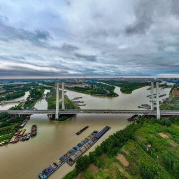 The beijing-hangzhou grand canal in jiangsu province huaian section of cross-strait scenery
