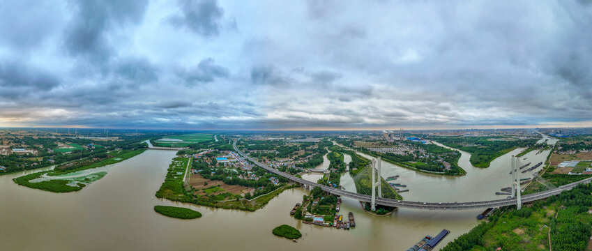 The beijing-hangzhou grand canal in jiangsu province huaian section of cross-strait scenery
