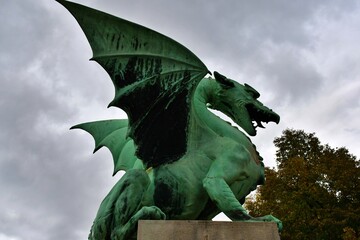 dragon statue in the park