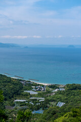 山頂からの海の景色