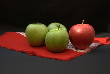 apples