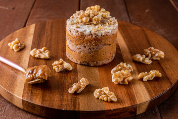 Bolo de nozes - nuts minicake