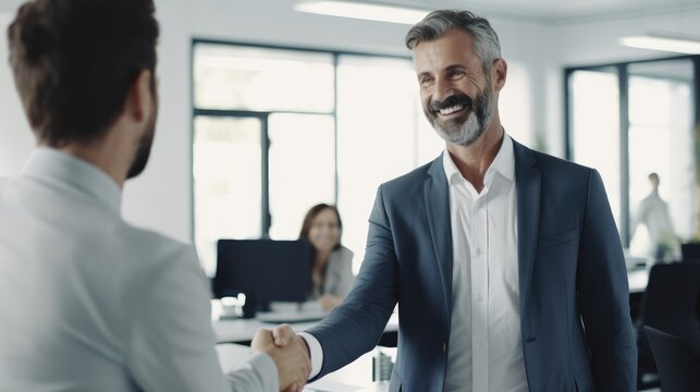 Free photo of businessmen shaking hands