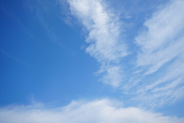 파란 하늘의 풍경 