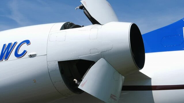 Opening and Closing of Jet Engine Exhaust Thrust Reverser Buckets
