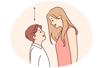 Obraz premium Couple with different height look in eyes. Tall woman and short man contrasting height. Relationship problem concept. Vector illustration.