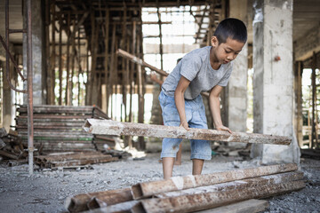 Poor children forced to do construction work, child labor, abuse To the rights of children, victims...
