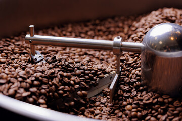 Process roasting coffee beans on professional mixing roaster machines