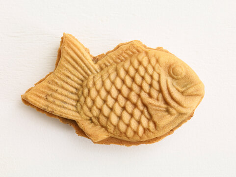 日本の伝統菓子　たい焼き　切り抜き