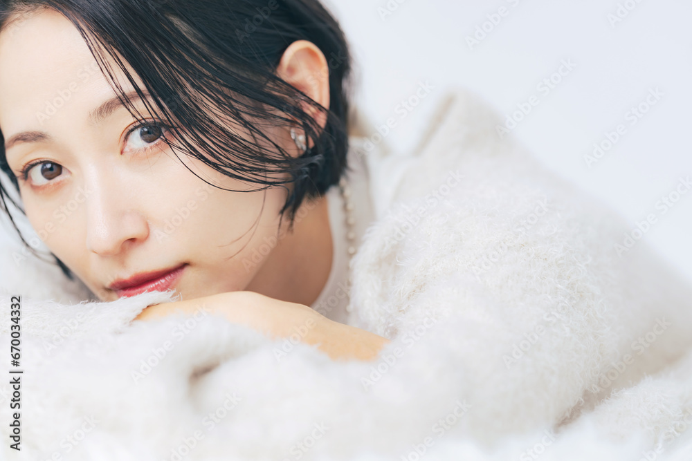 Aufkleber ミドル女性のビューティーポートレート　スキンケア　コスメ