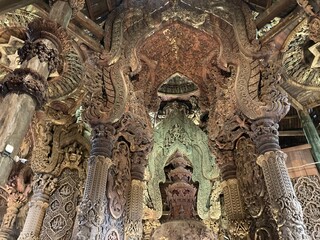 Sanctuaire de la v&eacute;rit&eacute; &agrave; Pattaya