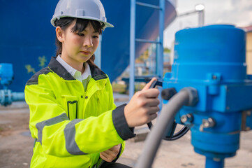 Environmental engineers work at wastewater treatment plants,Water supply engineering working at Water recycling plant for reuse,Check the amount of chlorine in the water to be within the criteria.