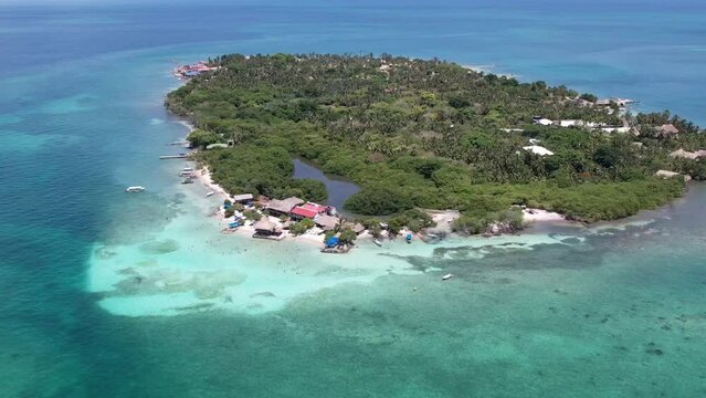 Imagen a&eacute;rea de Isla M&uacute;cura, Colombia