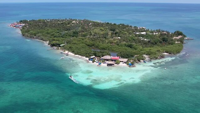 V&iacute;deo a&eacute;reo de Isla M&uacute;cura, Colombia