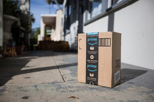 Amazon Cardboard Package Delivery At Front Door. Los Angeles CA, November 11/22/2017: Image Of An Amazon Packages. Amazon Is An Online Company And Is The Largest Retailer In The World. 