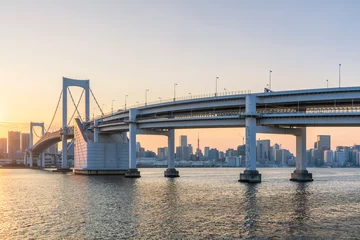 Foto op Plexiglas 夕暮れのレインボーブリッジと東京都心の都市風景 © Hiroyoshi Kushino
