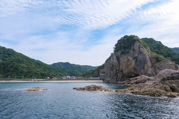 海岸沿いに絶景が続く景勝地である笹川流れ