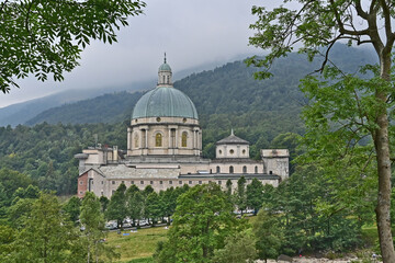 Fototapeta na wymiar La Basilica Superiore al Santuario di Oropa - Biella