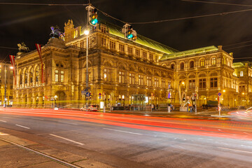 Vienne, Austria 10-26-2023 The Vienna State Opera, a 1709-seat  venue and the first major building...