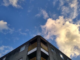 Shit of a gray brick building 