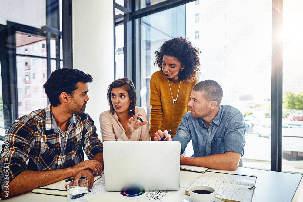Aufkleber web design, team and planning in office with laptop, market research or problem solving in developme