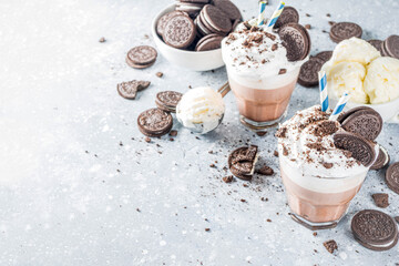Mocha milkshake with cookies and cream