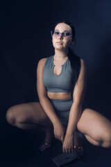 Obraz premium Curvy influencer fitness gym girl posing