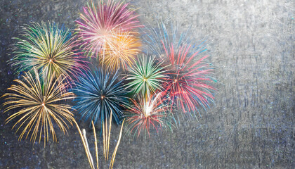 Illustration eines Feuerwerk vor einem silberfarbigen Hintergrund 