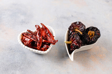 Spanish dried ñora nyora peppers.