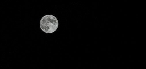 the full moon before an eclipse. © samy