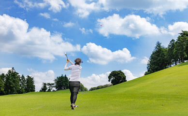 新緑が綺麗なゴルフ場