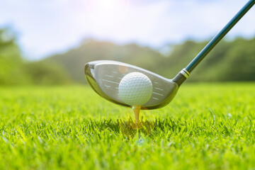 新緑が綺麗なゴルフ場