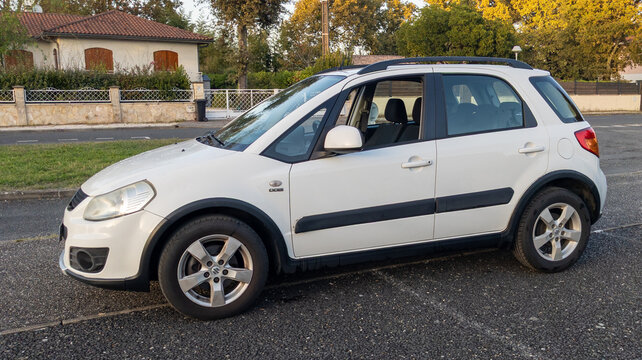 Suzuki Sx4 White Car Asian Japanese Multinational Corporation Automobiles