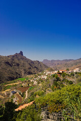 Fototapeta na wymiar The town of Tejeda is located in the center of Gran Canaria. With its white-fronted houses and balconies, it is considered one of the most beautiful towns in Spain.