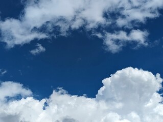 Obraz premium blue sky with clouds