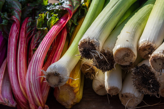 Angebote eines Obst und Gem&uuml;sestandes beim Bauernmarkt im Freilichtmuseum Molfsee