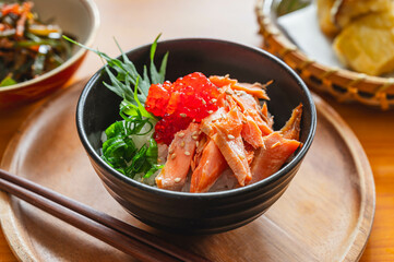 鮭とすじこの親子丼