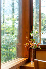 しつらい、日本家屋の窓辺