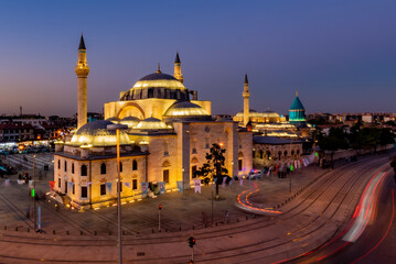 Naklejka premium Night view of Mevlana tomb from above