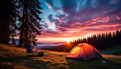 Fototapeta na wymiar Sunrise Camping in the Mountains