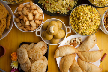 Diwali snacks Diwali faral Festival food items Festival snacks from Maharashtra