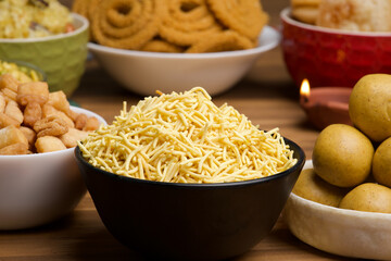 Diwali snacks Diwali faral Festival food items Festival snacks from Maharashtra