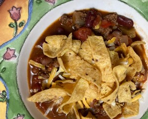 chili with chips