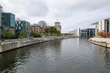 Fototapeta na wymiar la città di Berlino