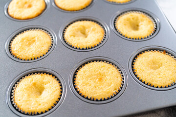 Lemon cupcakes