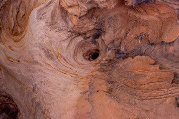 Sandstone Caves, NSW, colors and formations