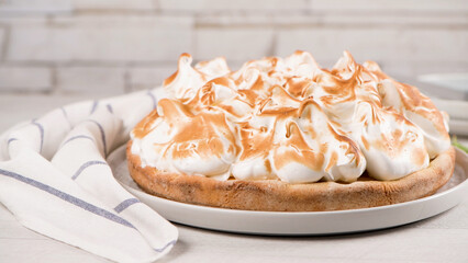 French tart with  Merengue