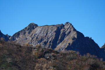 八方尾根から白馬連峰の不帰の嶮Ⅱ峰を望む