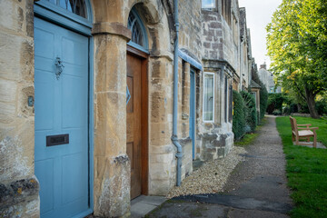 Burford, West Oxfordshire, UK: Houses off Burford High Street, a picturesque English town in the Cotswolds