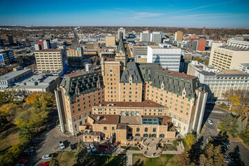 Fototapeta premium Urban Heartbeat: Downtown Saskatoon, Saskatchewan Skyline